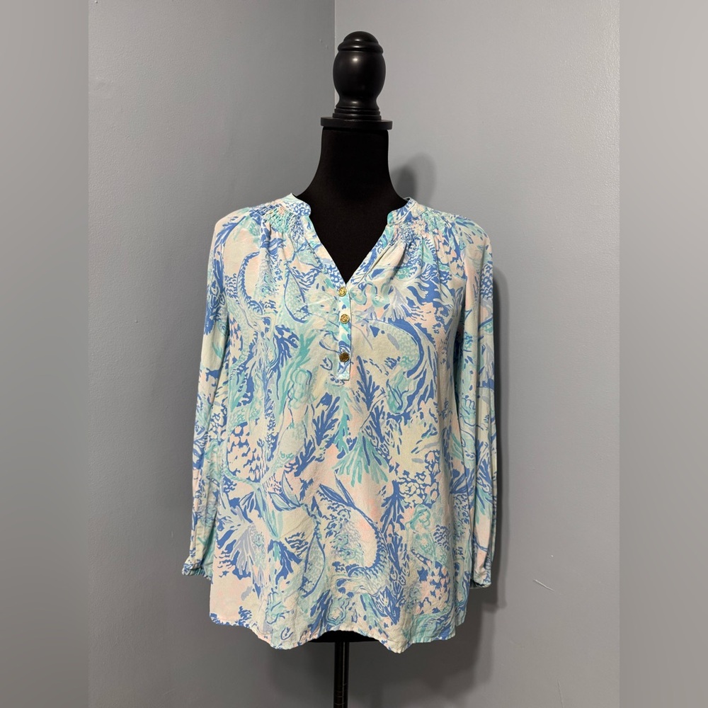 Lilly Pulitzer Elsa 100% Silk Blouse Mermaid Blue Women XS Long Sleeve Smocked